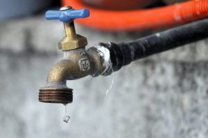 llave-sin-agua-1-990x660