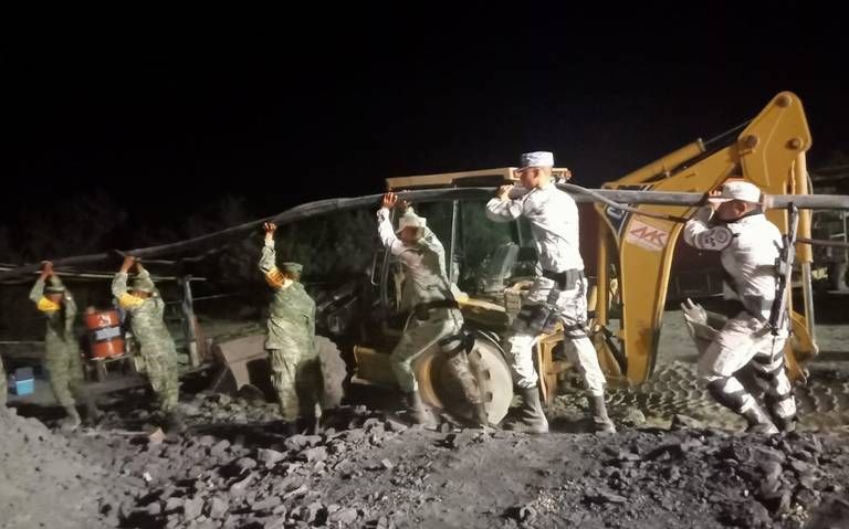 Sedena y GN envían equipos especiales para rescate de mineros en Sabinas, Coahuila