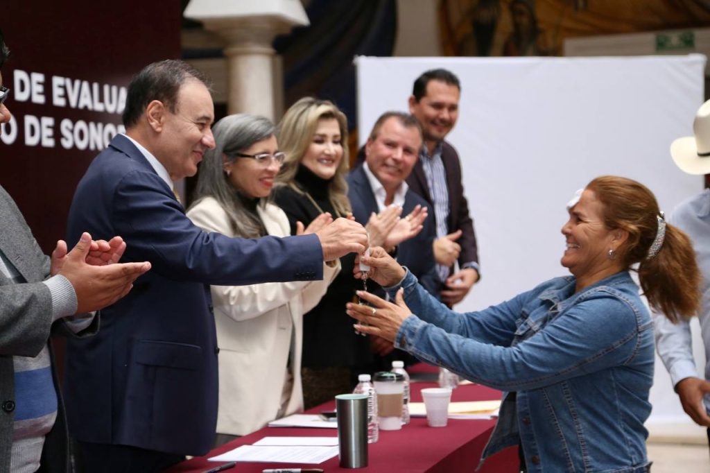 e3857b0b-68ed-453d-8c28-66de3aa693e2