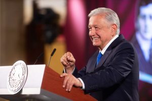 habra-continuidad-en-cambios-amlo-1024x682